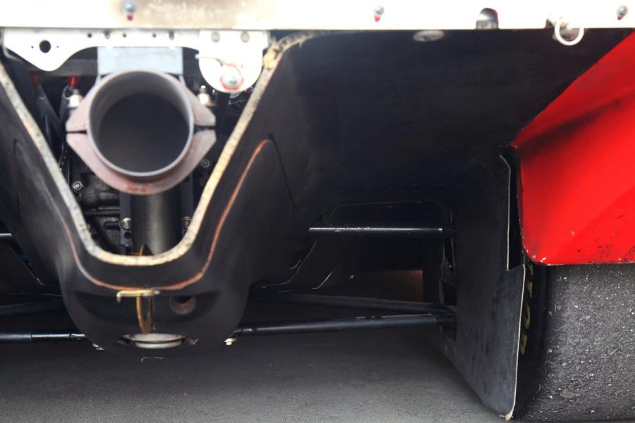 Детали экстерьера Porsche 962 IMSA GTP (962-C04) 1987 года  (фото 39 из 96)